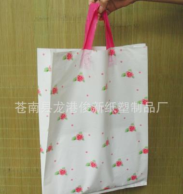 現(xiàn)貨批發(fā)與定制塑料服裝袋 蒼南縣龍港俊新紙塑制品廠的專業(yè)之選